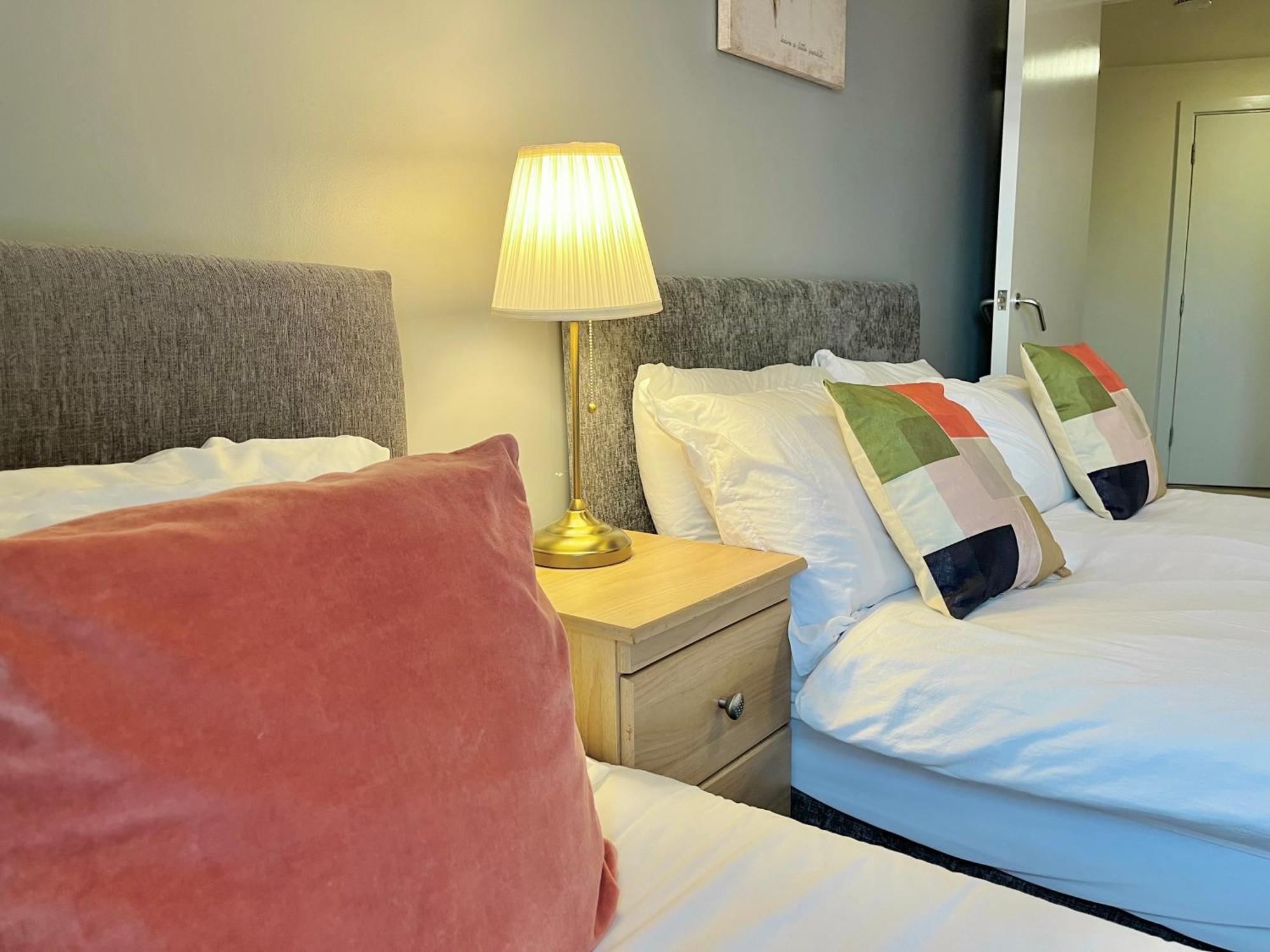 Skyview Apartment By Noknokstay - City Centre With Parking - Group, Family, Business Sheffield Eksteriør bilde