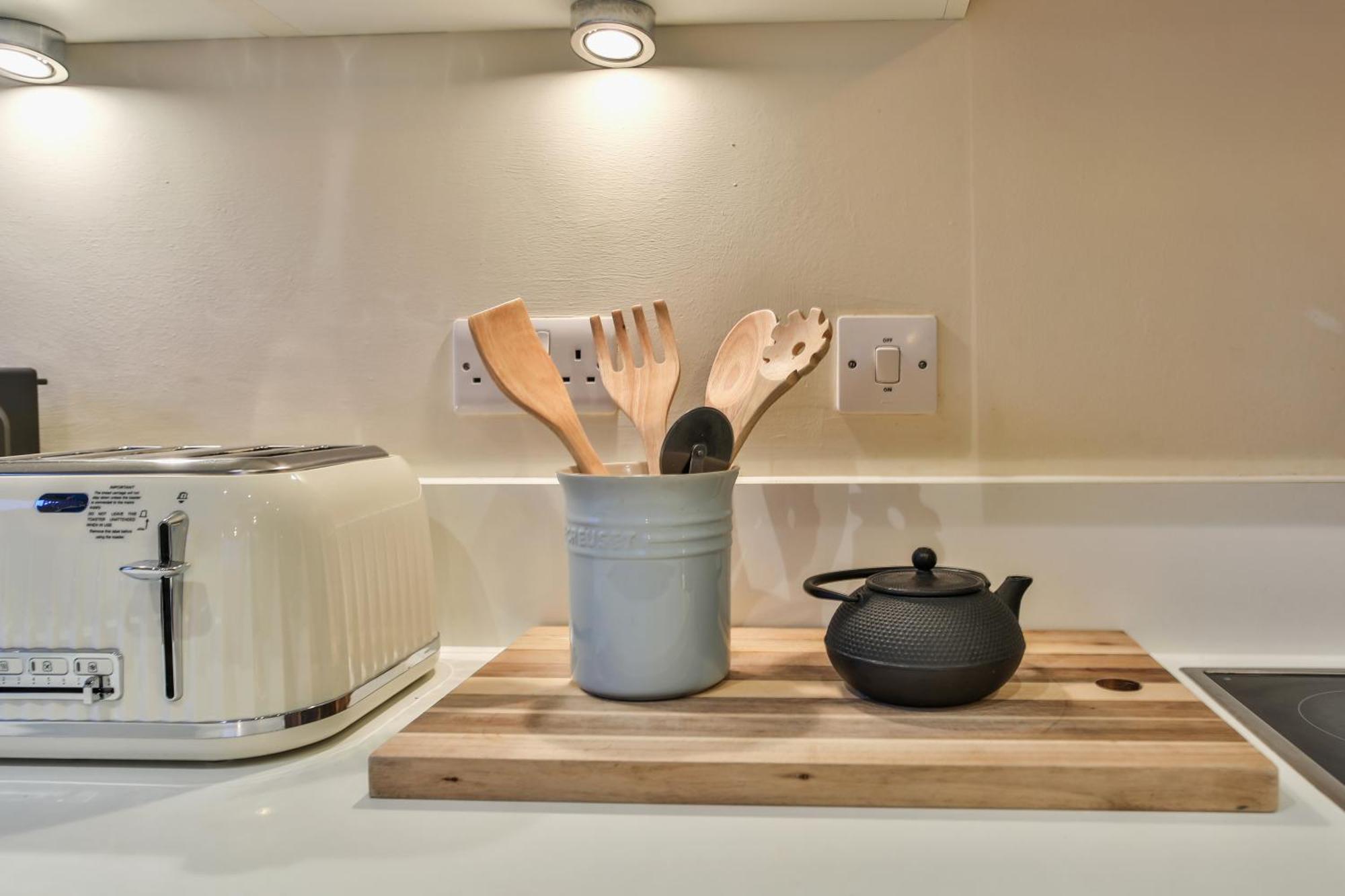Skyview Apartment By Noknokstay - City Centre With Parking - Group, Family, Business Sheffield Eksteriør bilde