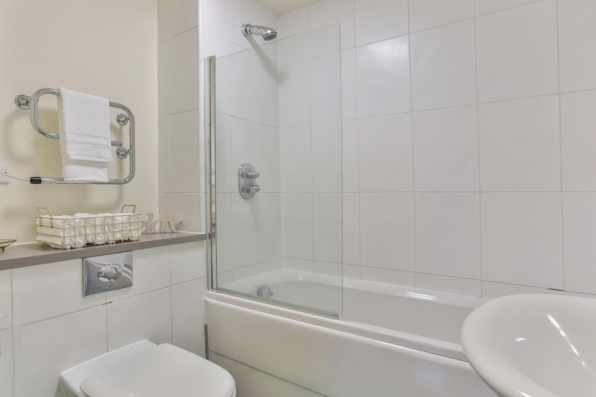 Skyview Apartment By Noknokstay - City Centre With Parking - Group, Family, Business Sheffield Eksteriør bilde