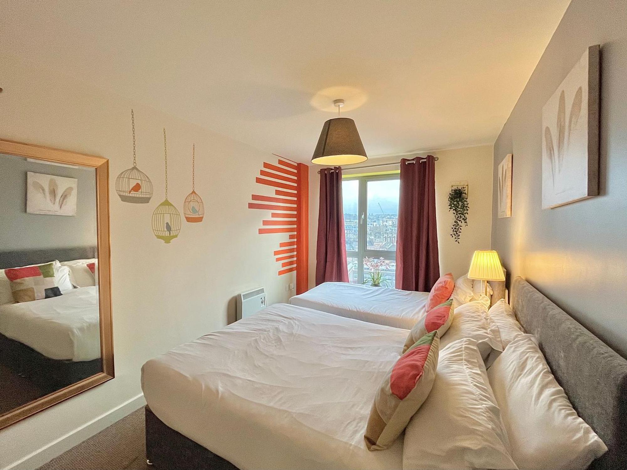 Skyview Apartment By Noknokstay - City Centre With Parking - Group, Family, Business Sheffield Eksteriør bilde