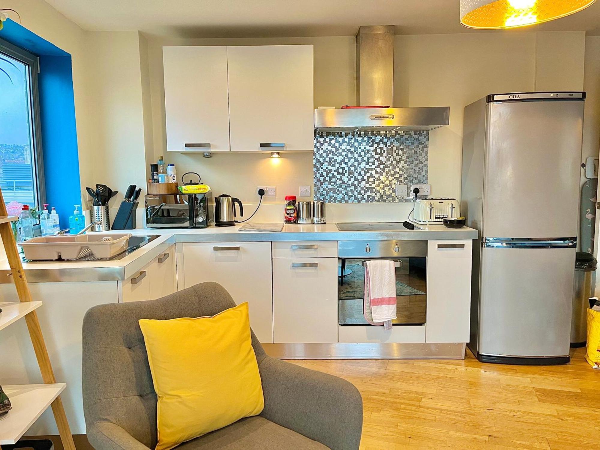 Skyview Apartment By Noknokstay - City Centre With Parking - Group, Family, Business Sheffield Eksteriør bilde